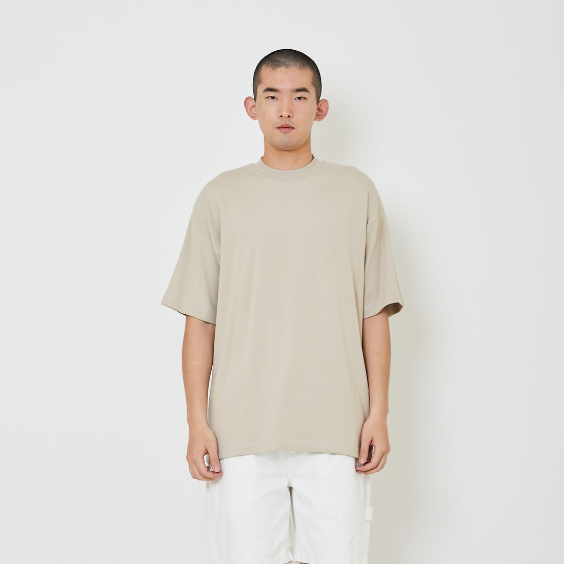 Men Essential Oversized Top - SM2404072