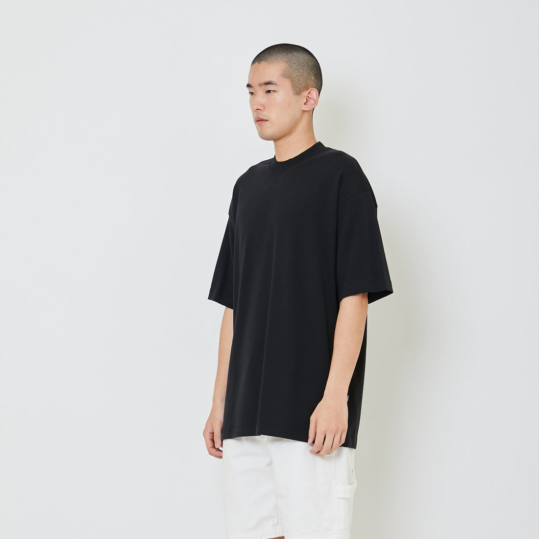 Men Essential Oversized Top - SM2404072