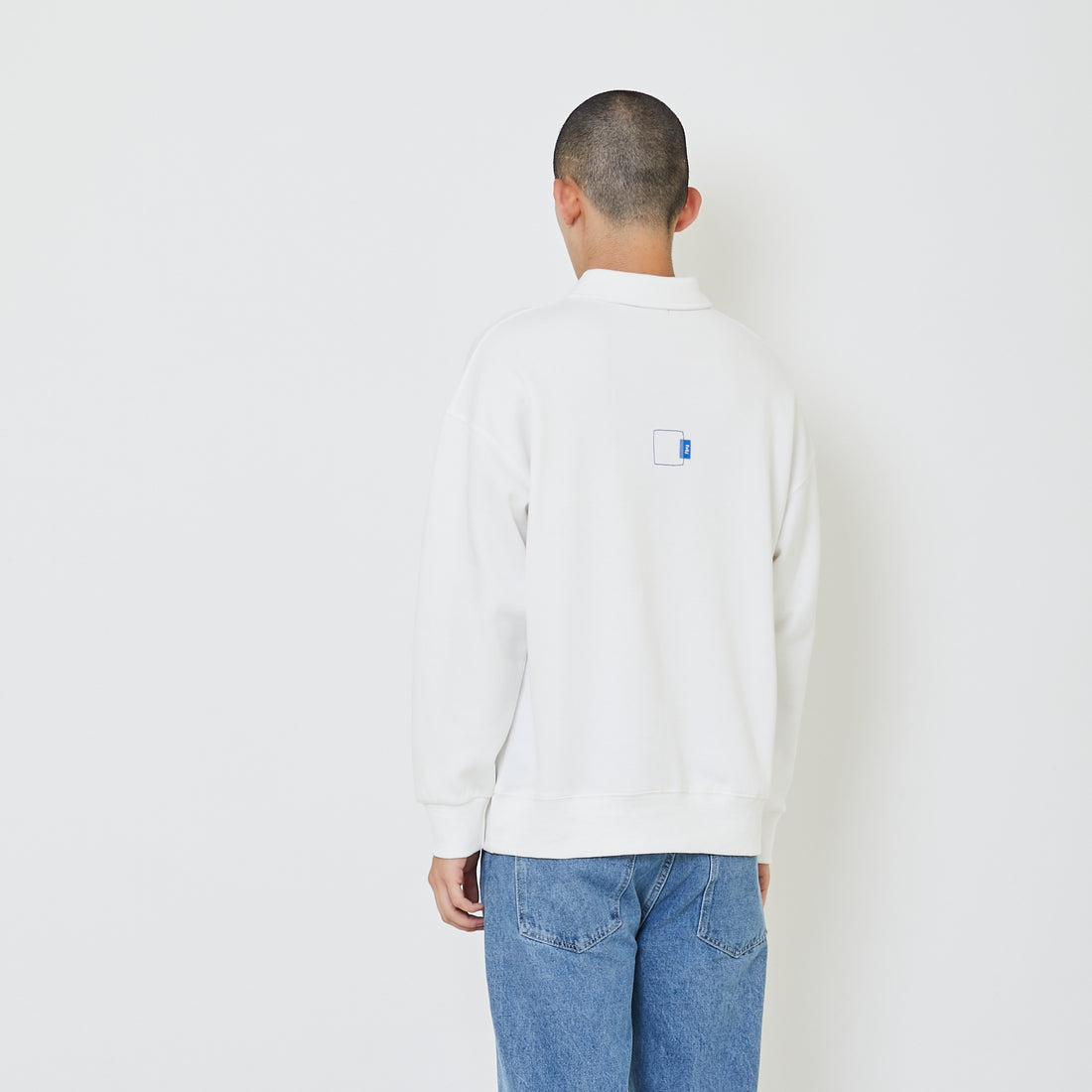 Men Oversized Polo Sweater - Off White - SM2405090A