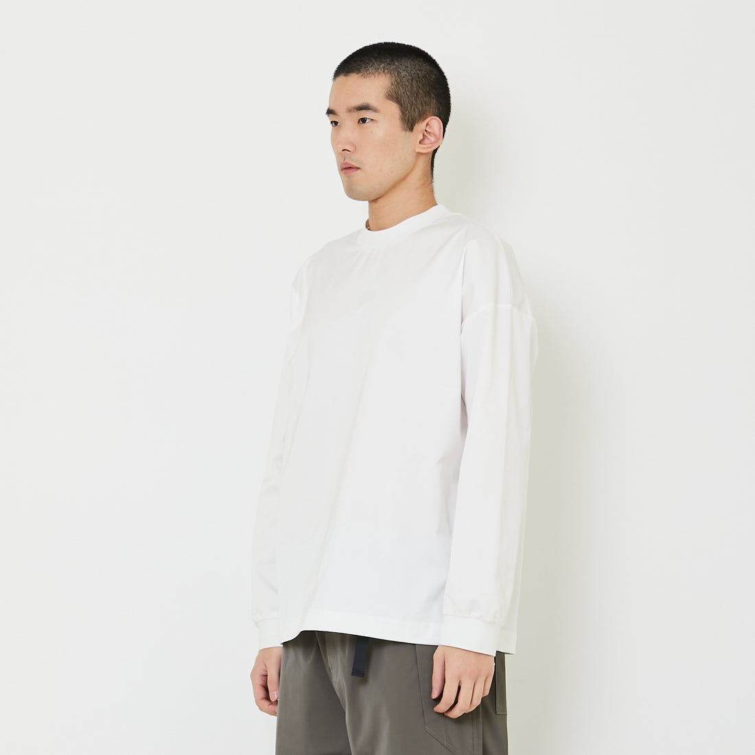 Men Oversized Sweatshirt - Off White - SM2407125A