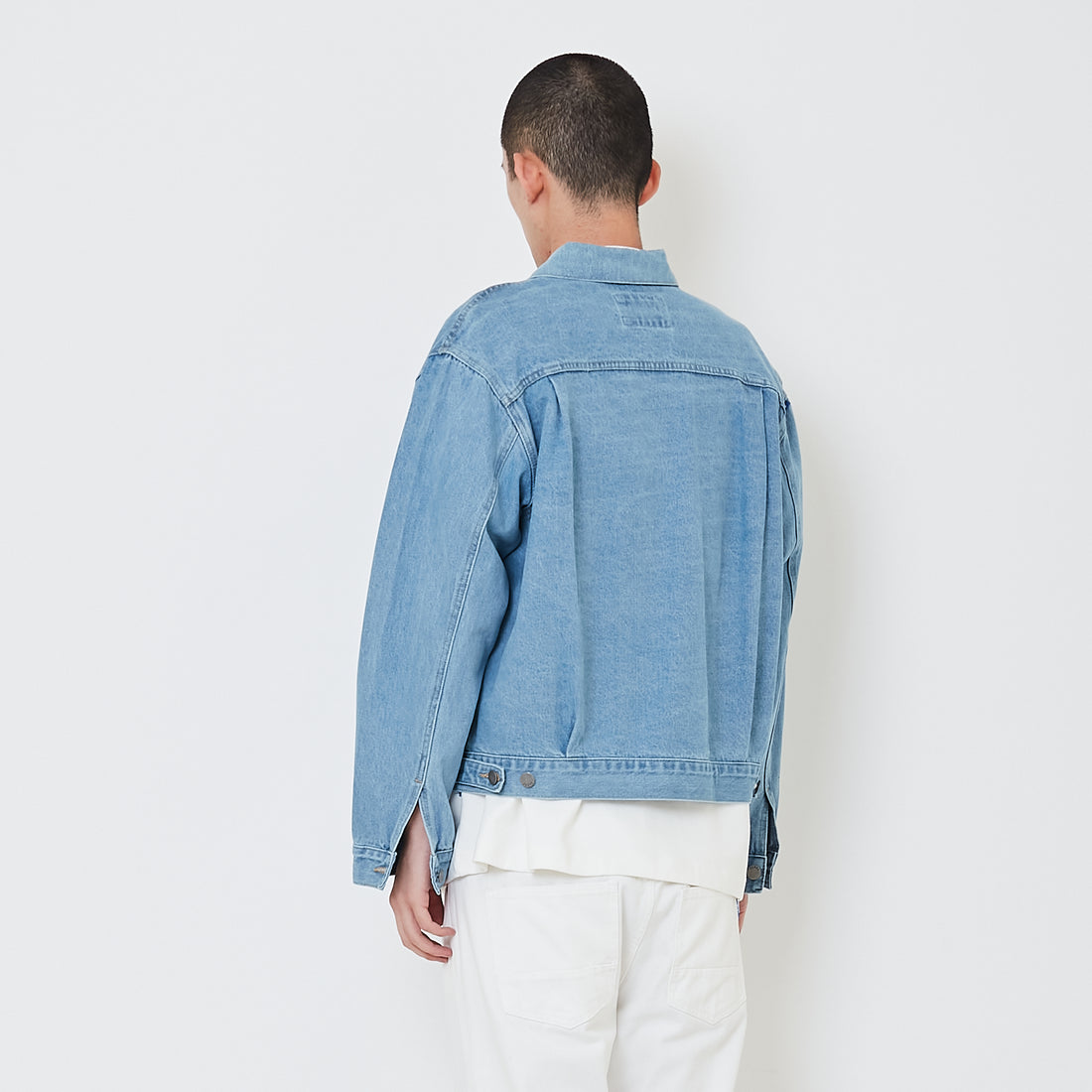 Men Oversized Cropped Denim Jacket - Light Blue - SM2410209B