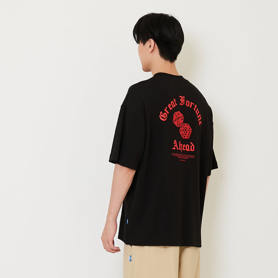 Men Printed Oversized Tee - Black - SM2412268C