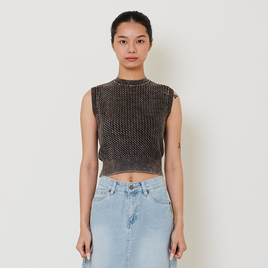 Women Faded Effect Cable Knit Top - Black - SW2412226B