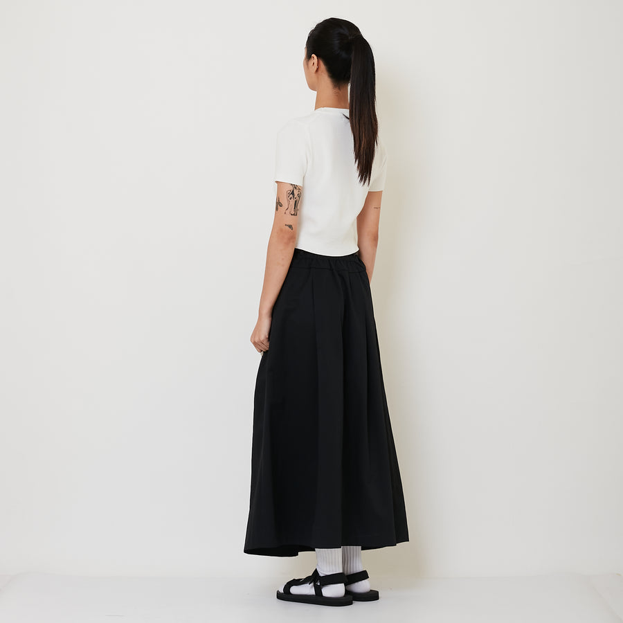 Women Pleated Maxi Skirt With Belt - Black - SW2501025B