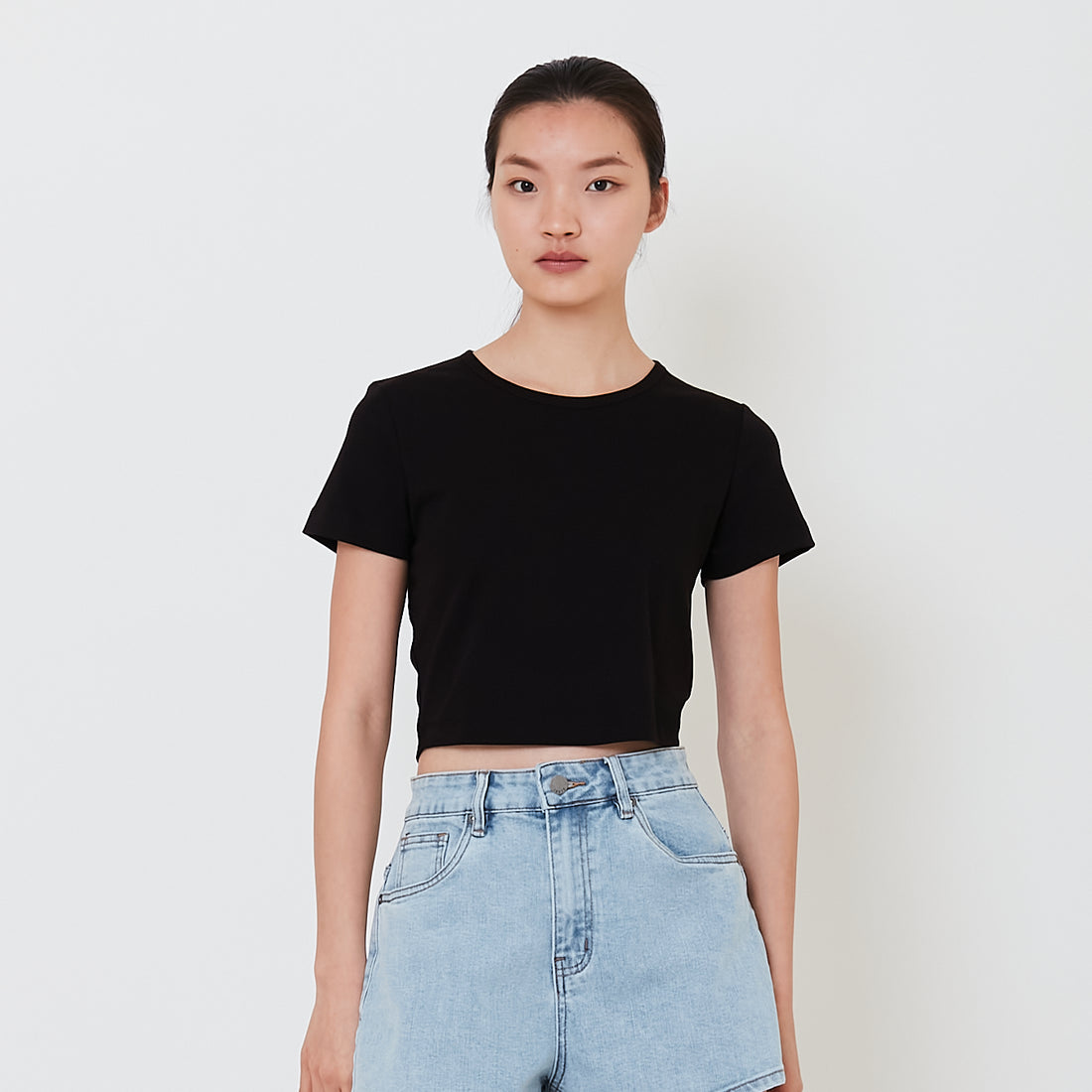 Women Cropped Top - Black - SW2502032D