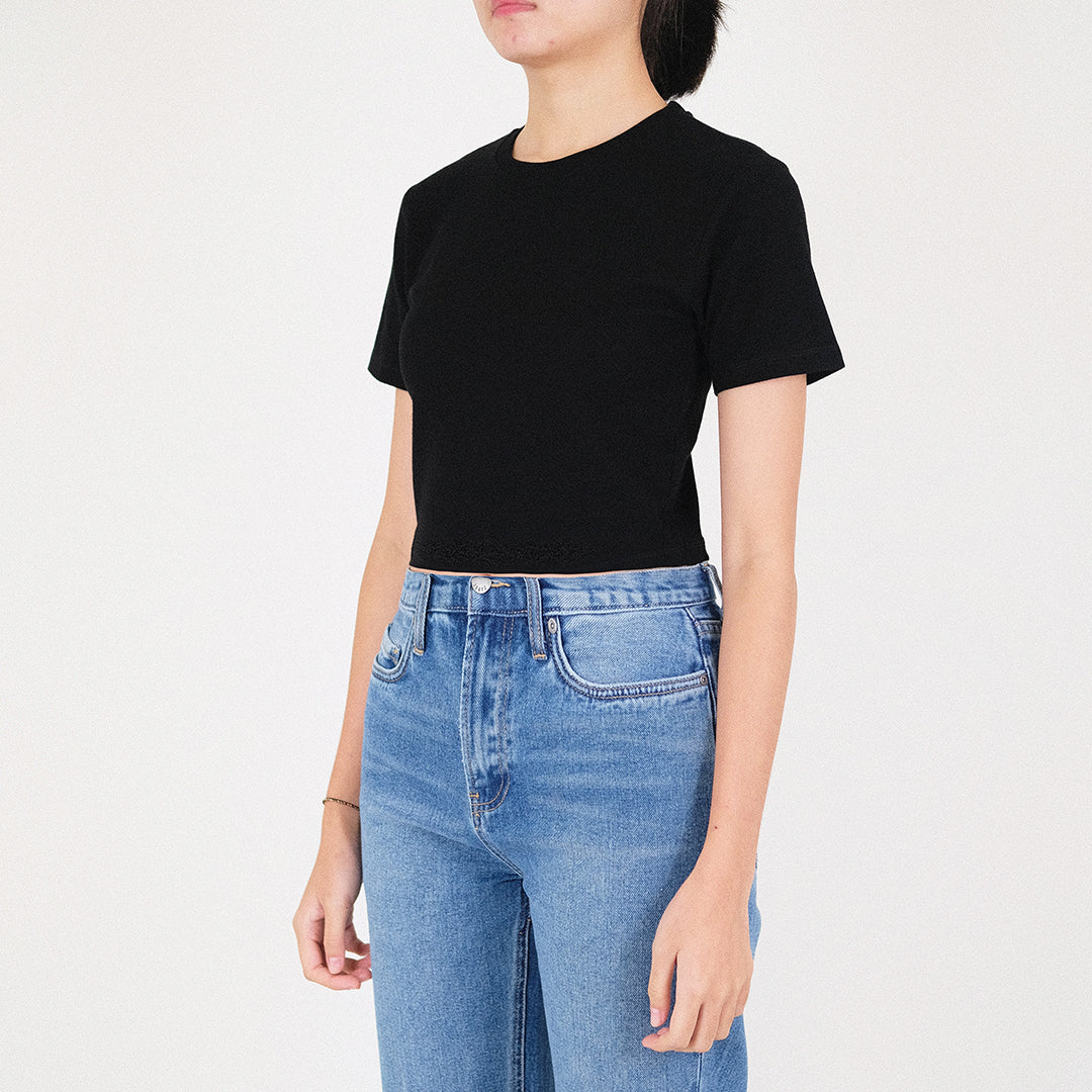 Women Essential Cropped Top - SW2301001