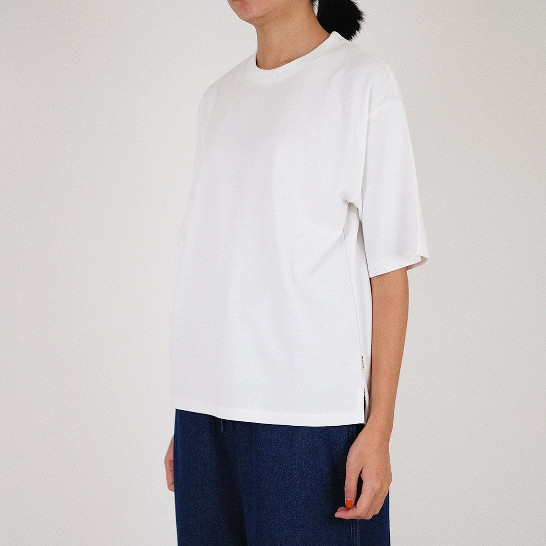 Women Essential Oversized Top - SW2302027